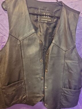 Black Leather Biker Vest Excellent Condition